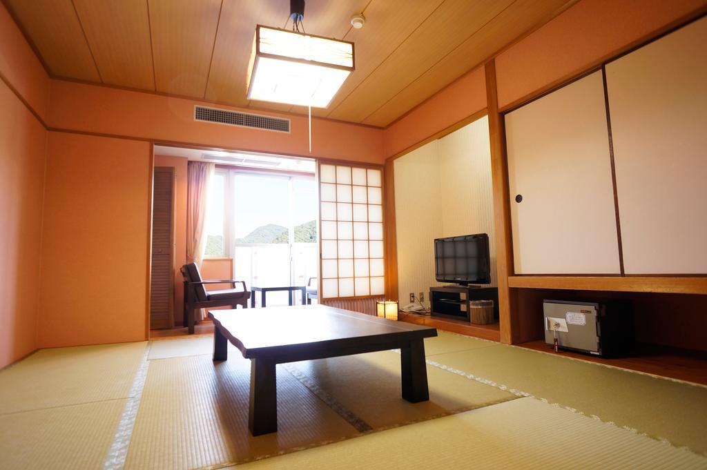 Maple Inagawa Hotell Kawabe  Rum bild